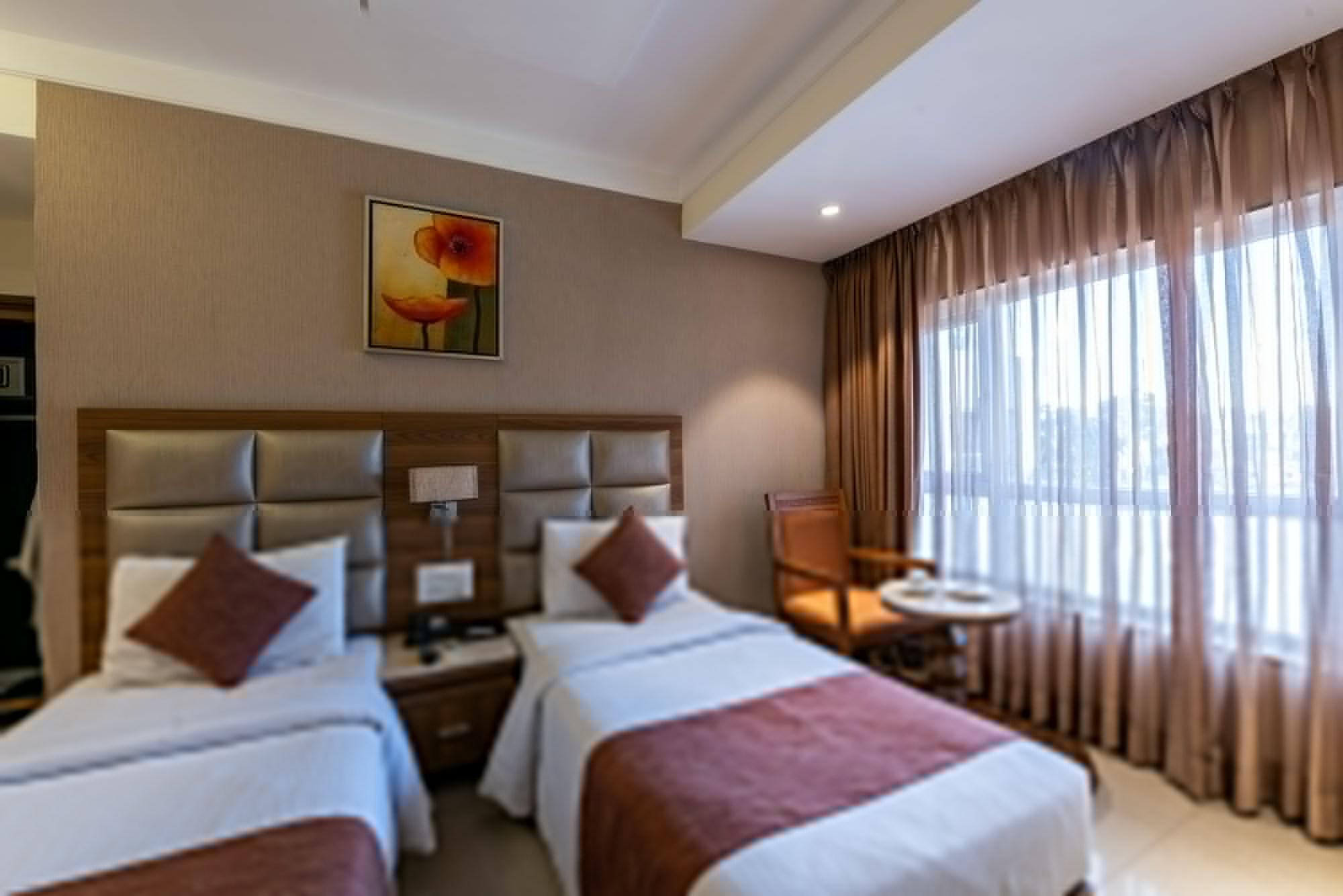Treebo Trend Surya Nashik Hotell Exteriör bild