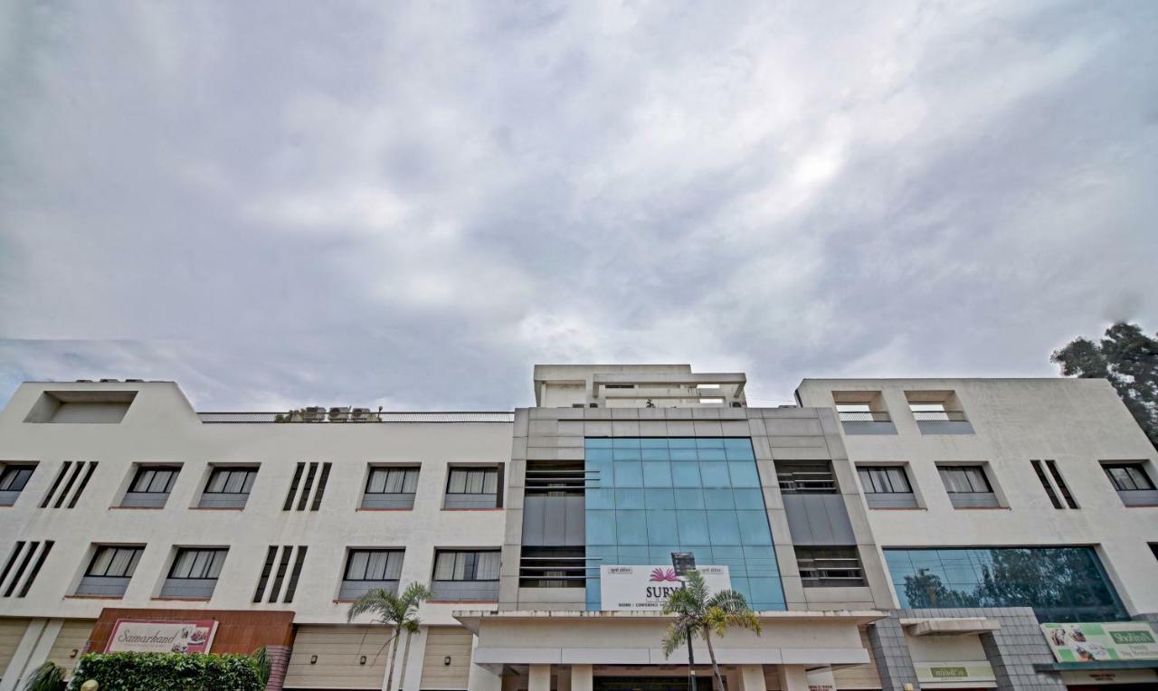 Treebo Trend Surya Nashik Hotell Exteriör bild